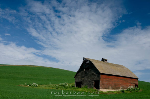 Old red barn on Glenwood Road.